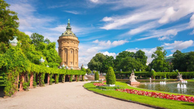 Mannheim - Rheinau